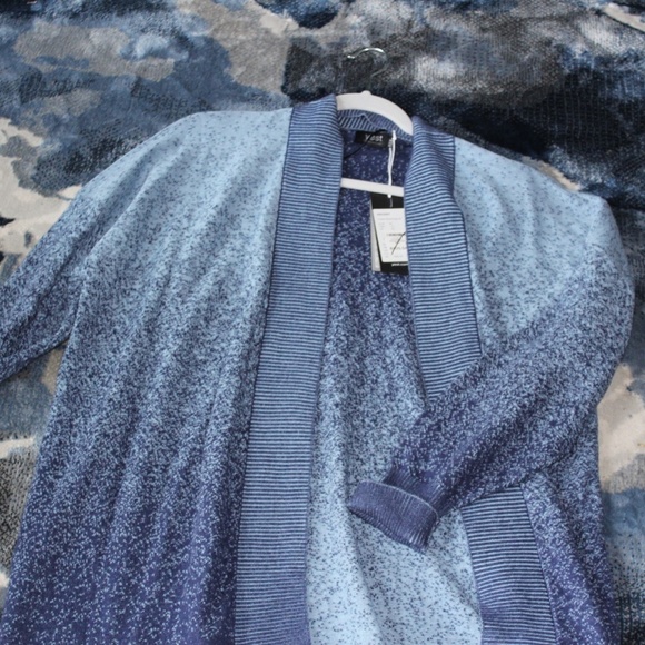 YEST NEW WITH TAGS CARDIGAN WOMENS SIZE 12 - Picture 2 of 3